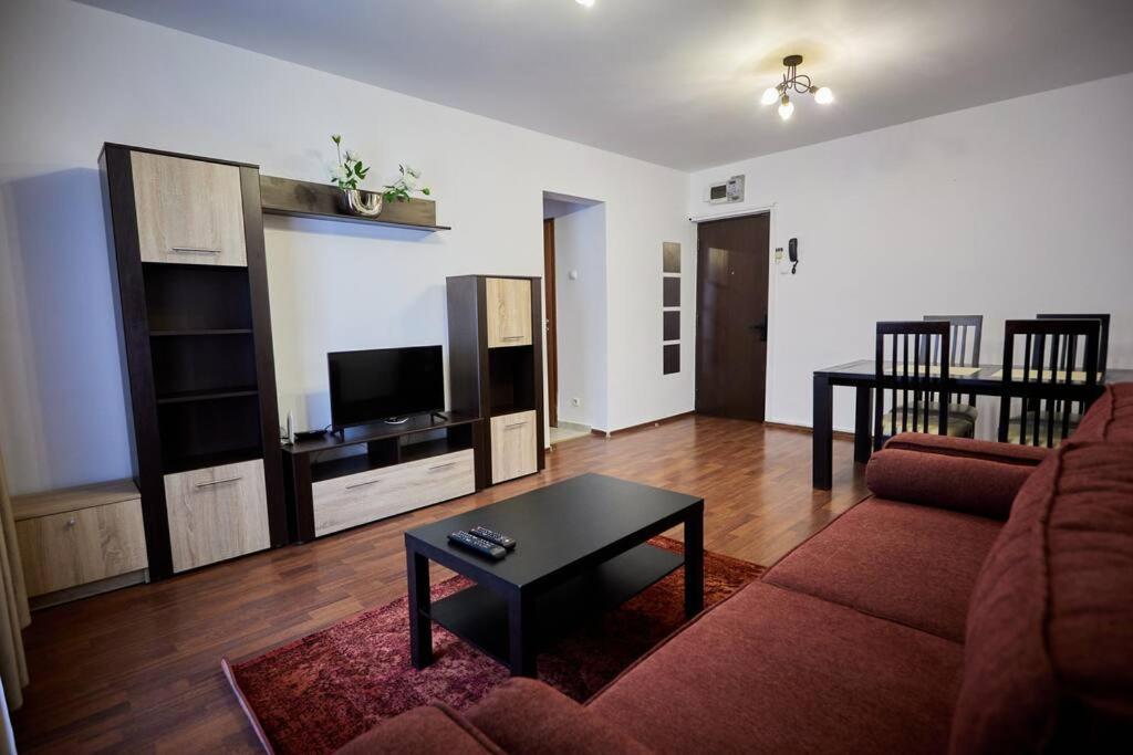 Queen Apartment Athenee Bucharest Exterior photo